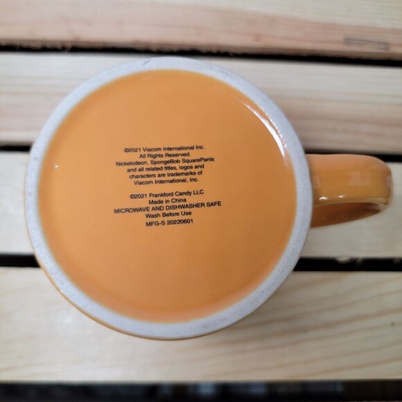 SpongeBob SquarePants Coffee Mug "Krabby Patty" - Picture 6 of 7